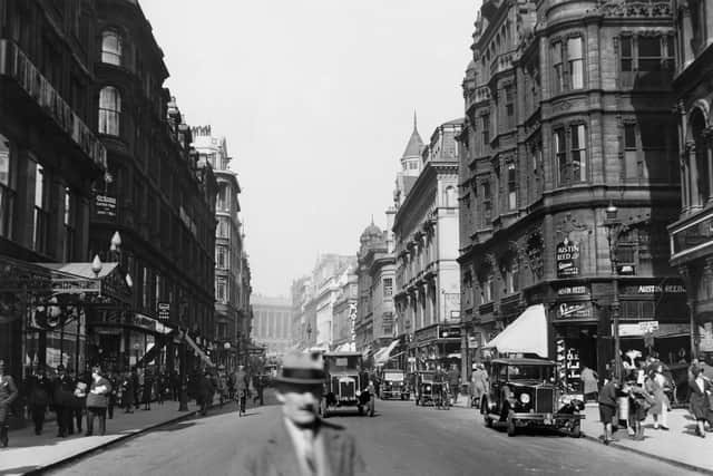 A view down New Street in central Birmingham, May 1931. (Photo by Hulton Archive/Getty Images)