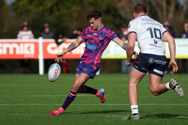 The Hurricanes showed spirit and inventiveness in attack. Photo: Andy Shaw