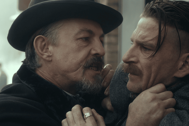 Arthur Shelby Sr. returns