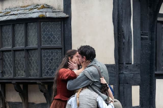Jessie Buckley stars as Agnes and Paul Mescal as William Shakespeare in director Chloé Zhao’s HAMNET.(Image: Agata Grzybowska / © 2025 FOCUS FEATURES LLC)