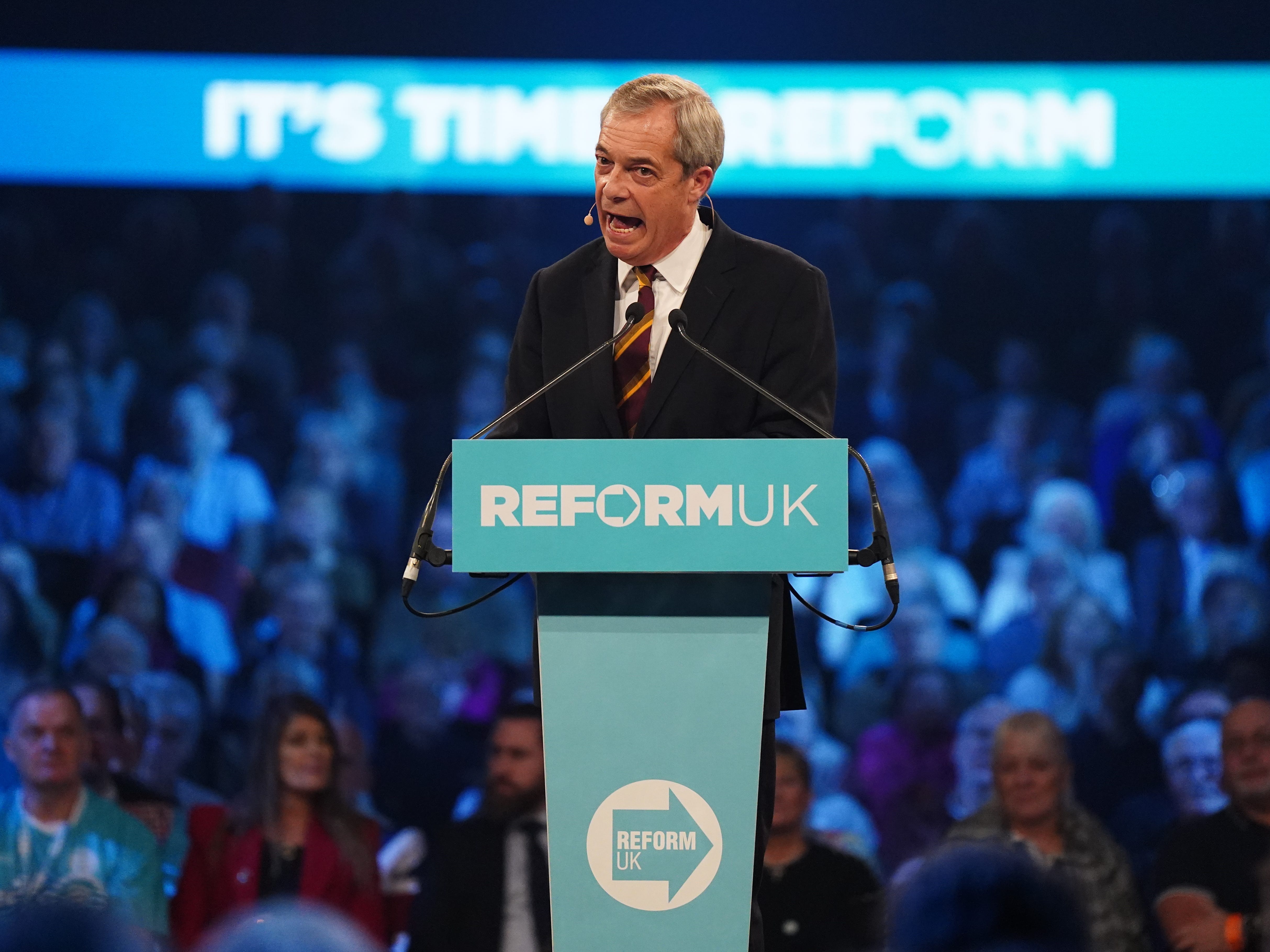 Reform on ‘general election war footing’, Farage says and calls for PM ...