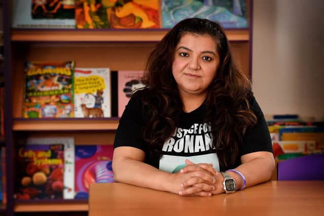 WOLVERHAMPTON COPYRIGHT NATIONAL WORLD TIM THURSFIELD 14/11/24 Pooja Kanda, mother of murdered Ronan Kanda, visited Lanesfield Primary School, Wolverhampton, to talk to children about knife crime.