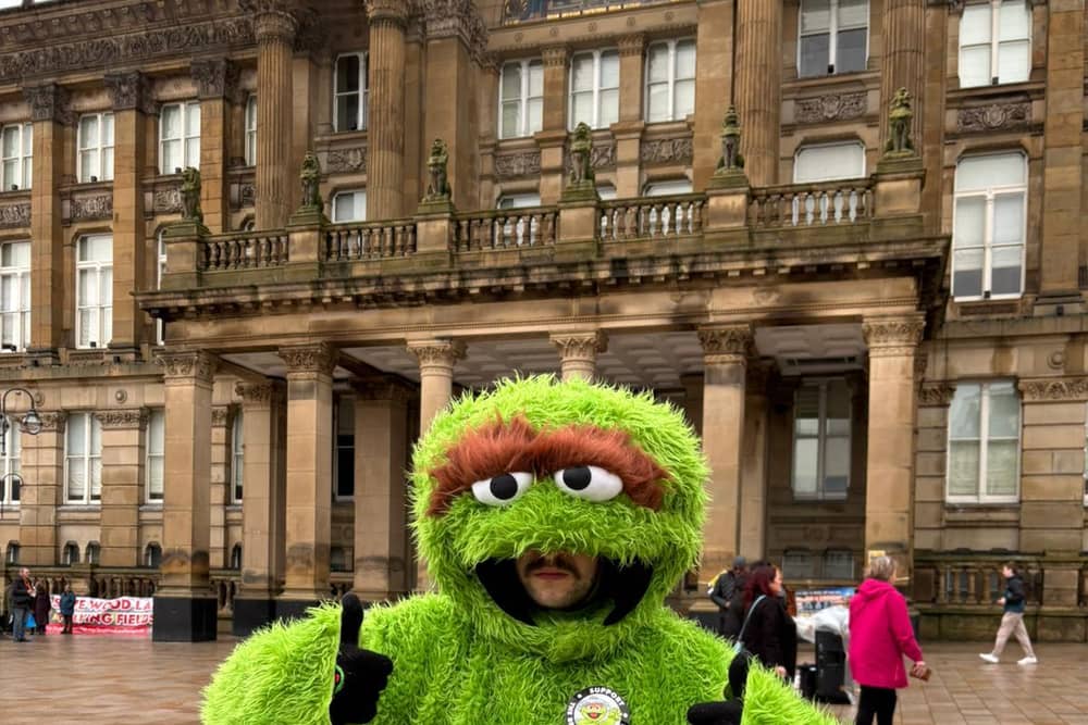 'Oscar the Grouch' at the Birmingham bins strike rally on Tuesday, January 27. Photo: Alexander Brock