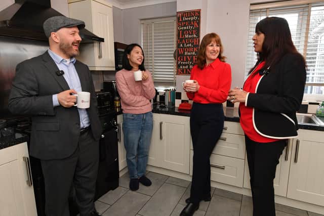 Chancellor Rachel Reeves and MP Sureena Brackenridge chat over a cuppa in the kitchen with Ricky Jeffrey and Xian Chen in Wolverhampton