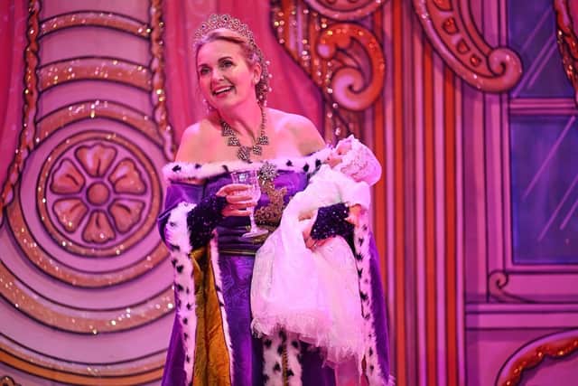 Debra Stephenson as Queen Bertha of Bilstonia.
