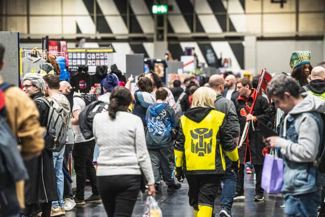 The event drew in thousands of people. Photo: Ian Knight / Z70 Photography