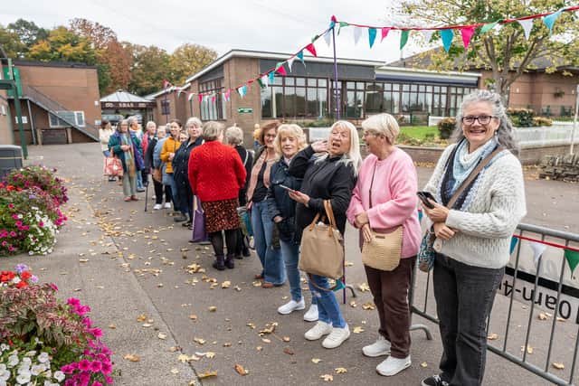 Queues outside the Stafford Wool Gathering. Photo: Ian Knight / Z70 Photography