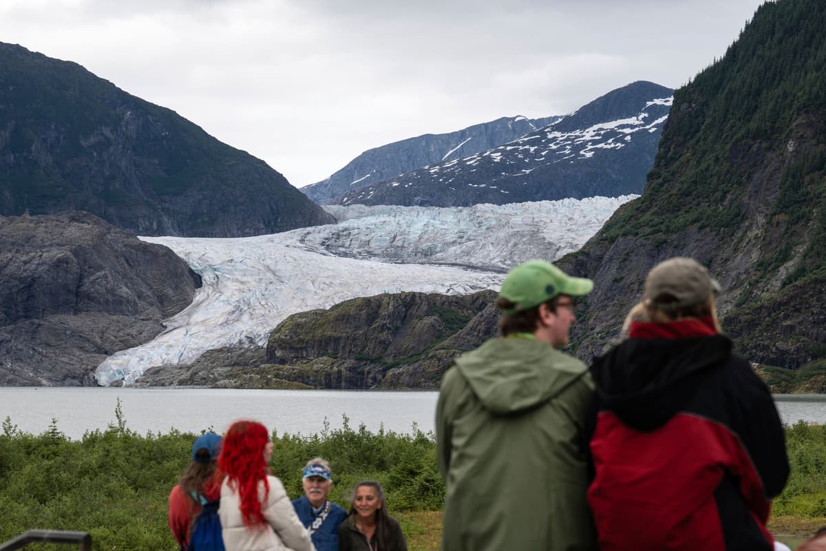 Lake Ice Risk Homeowners warned of flood risk as lake starts to break through ice dam