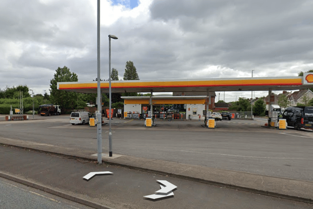 Willenhall Road, Shell garage. Photo: Google