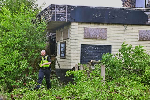 'Suspected arson' as five fire crews attend Dudley blaze at disused pub ...