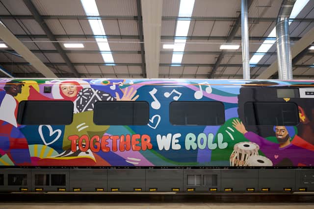 The design is named "Together we Roll"
