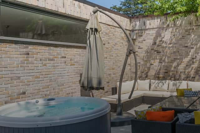 The Warwickshire House is super modern, with amazing spaces for entertaining