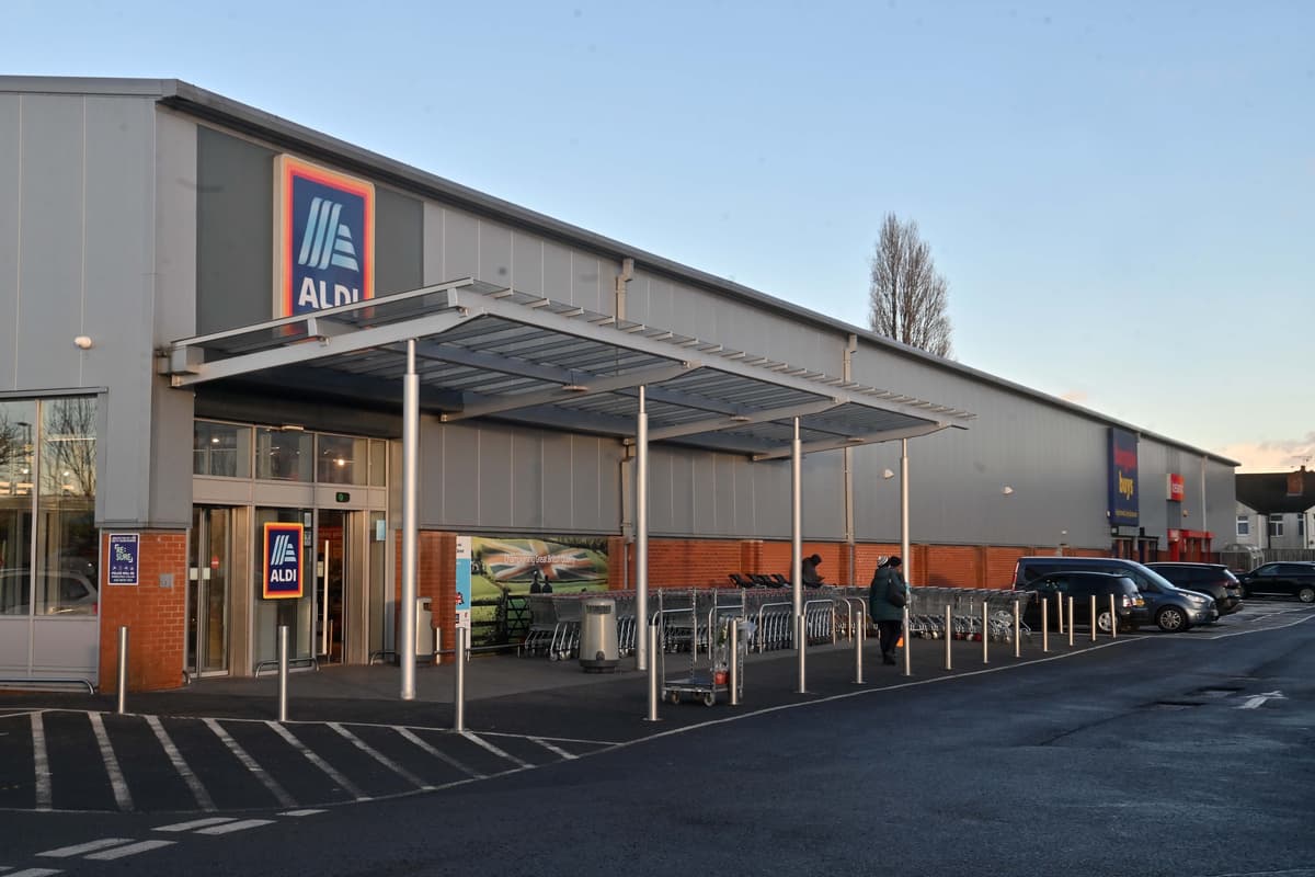 Aldi ruft dringend gefälschten Dyson-Haartrockner für 12 £ wegen ...