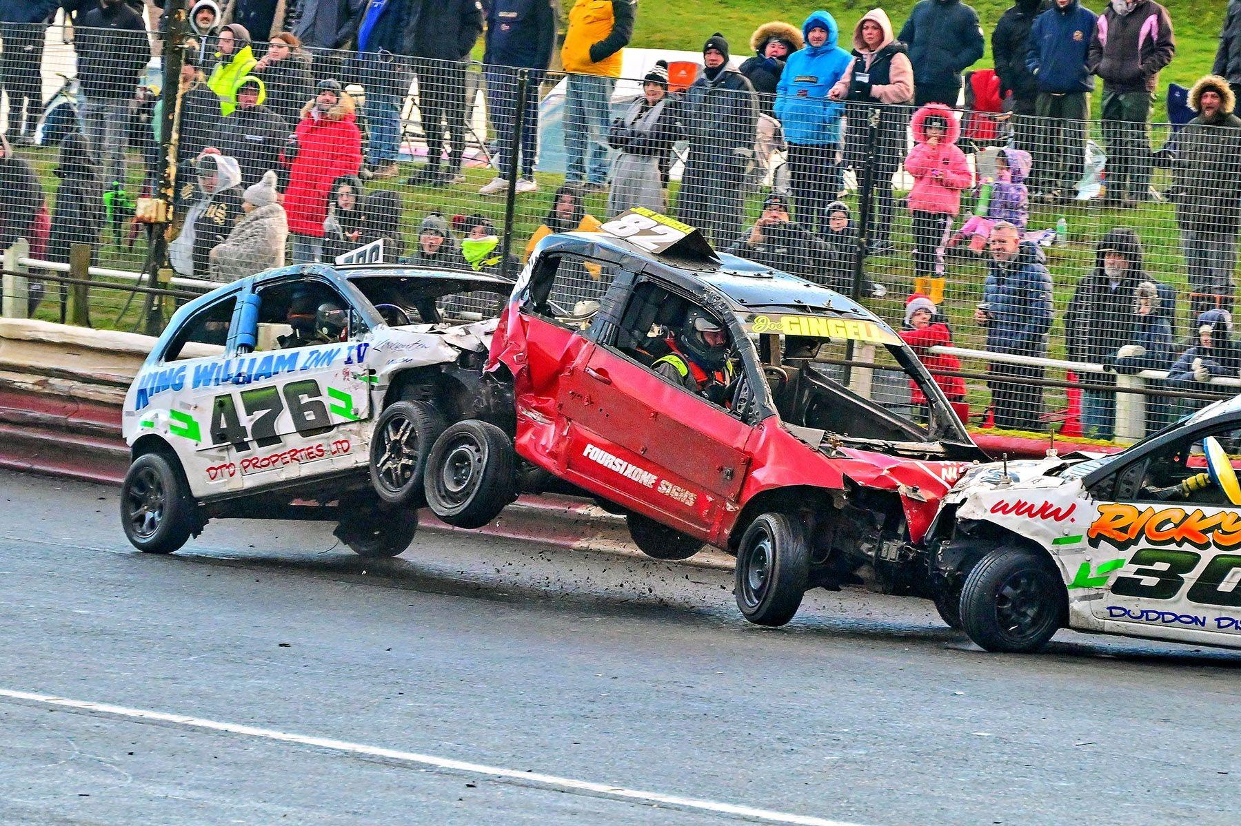 Motorised mayhem! Banger racing heading to Cannock Chase