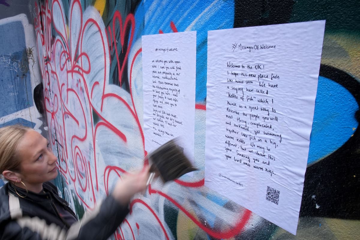 211 Riots Christmas poster campaign to spread solidarity with refugees after ...