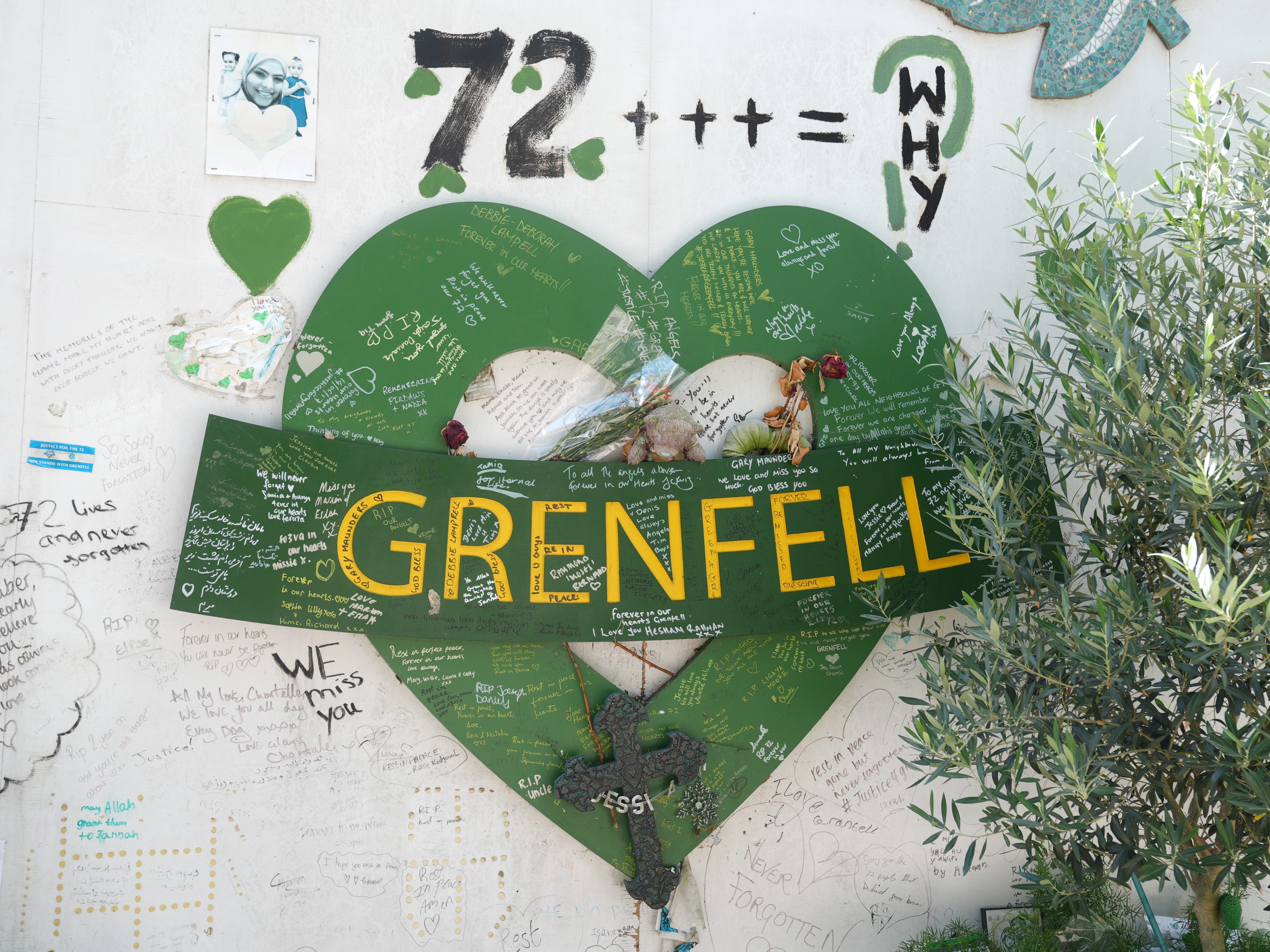 Ministers unveil 2029 cladding deadline amid pleas to prevent ‘another ...
