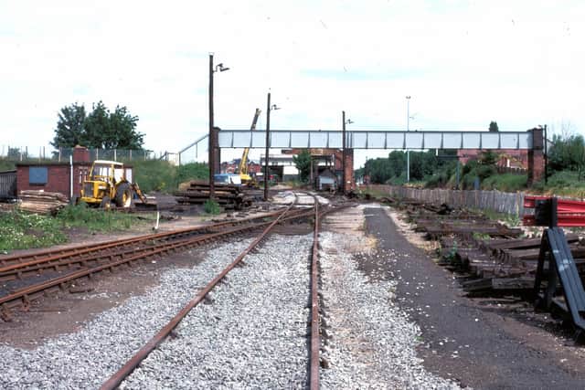 Looking towards the stations as work to build Kidderminster Towm continues in 1984. Photo: Tony Bending