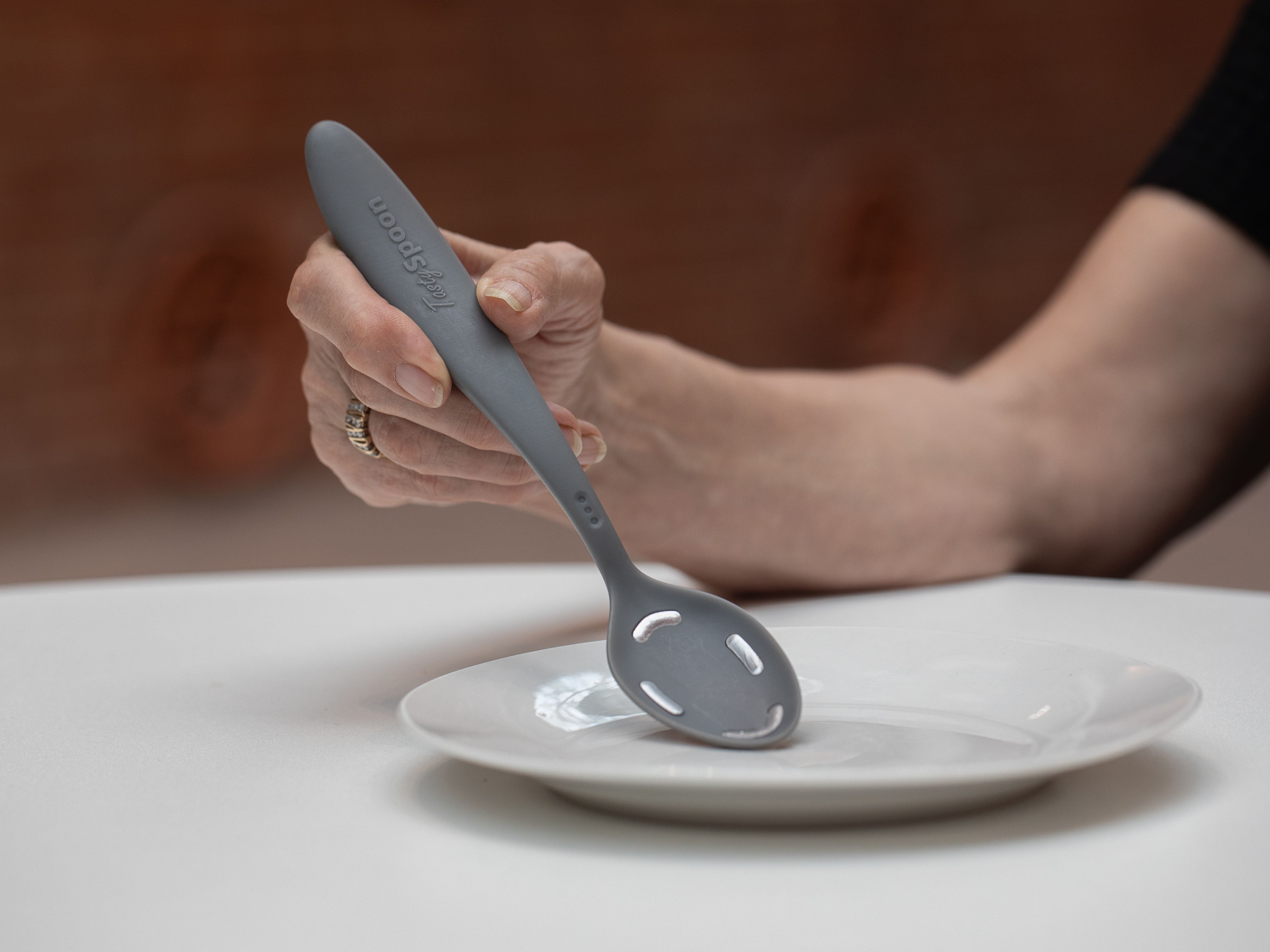 High-tech spoon developed to enrich lives of dementia patients