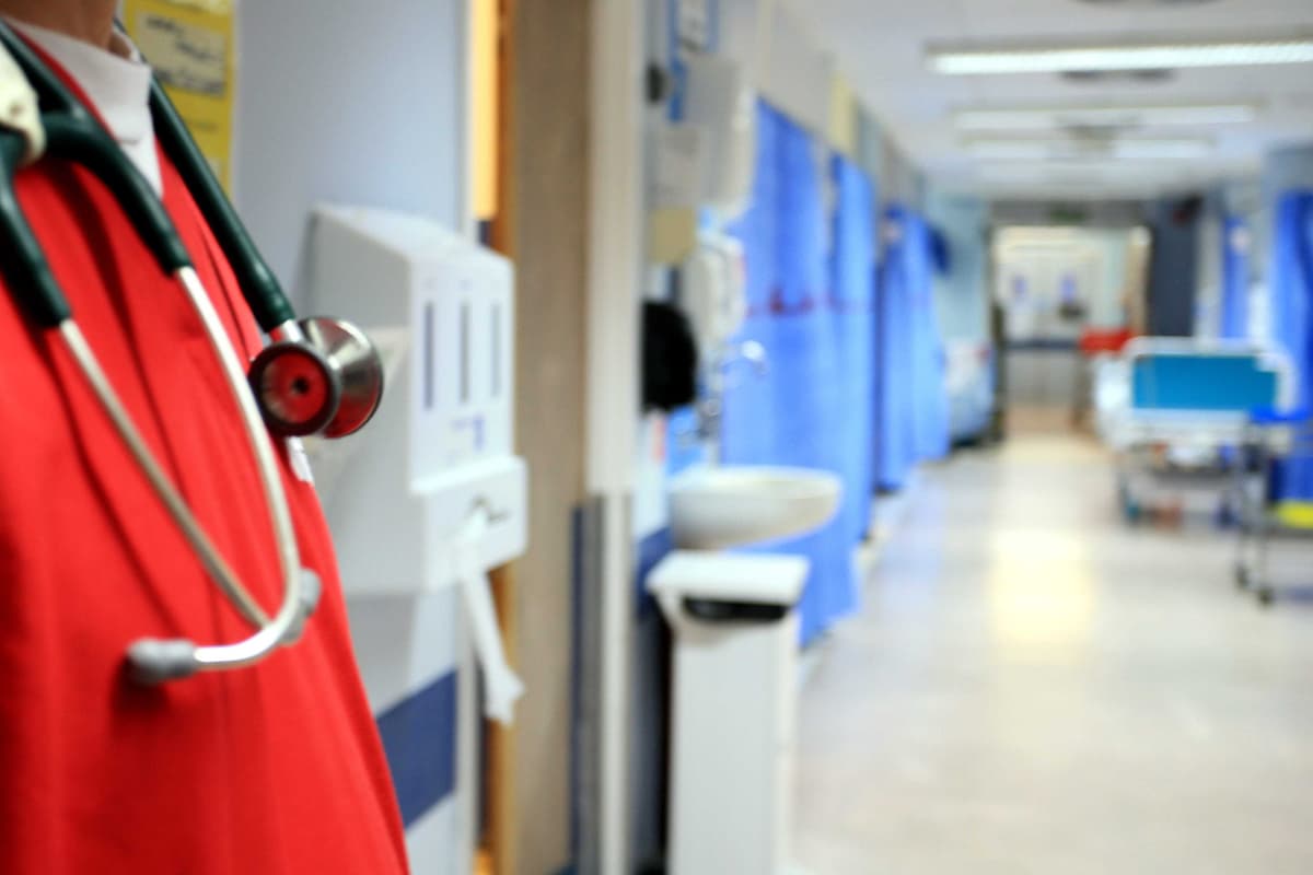 Fobbed Patients ‘gaslighted’ and ‘fobbed off’ over NHS safety – commissioner