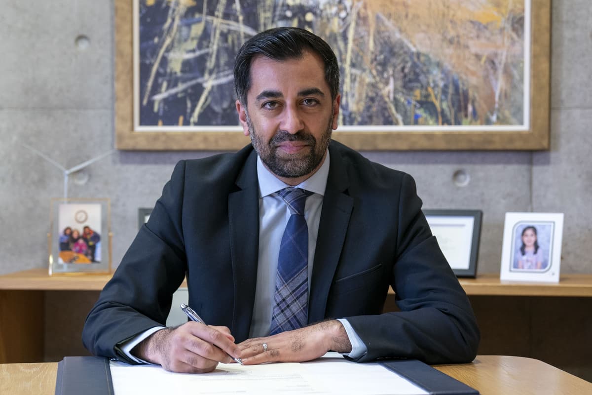 Yousaf Df Yousaf officially steps down as first minister as King accepts resignation