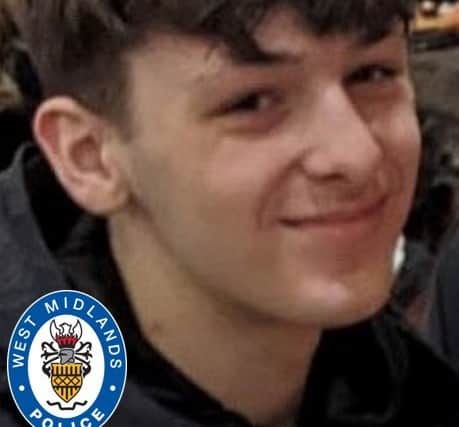 Phone footage of moment Joseph Riches was stabbed to death in ...