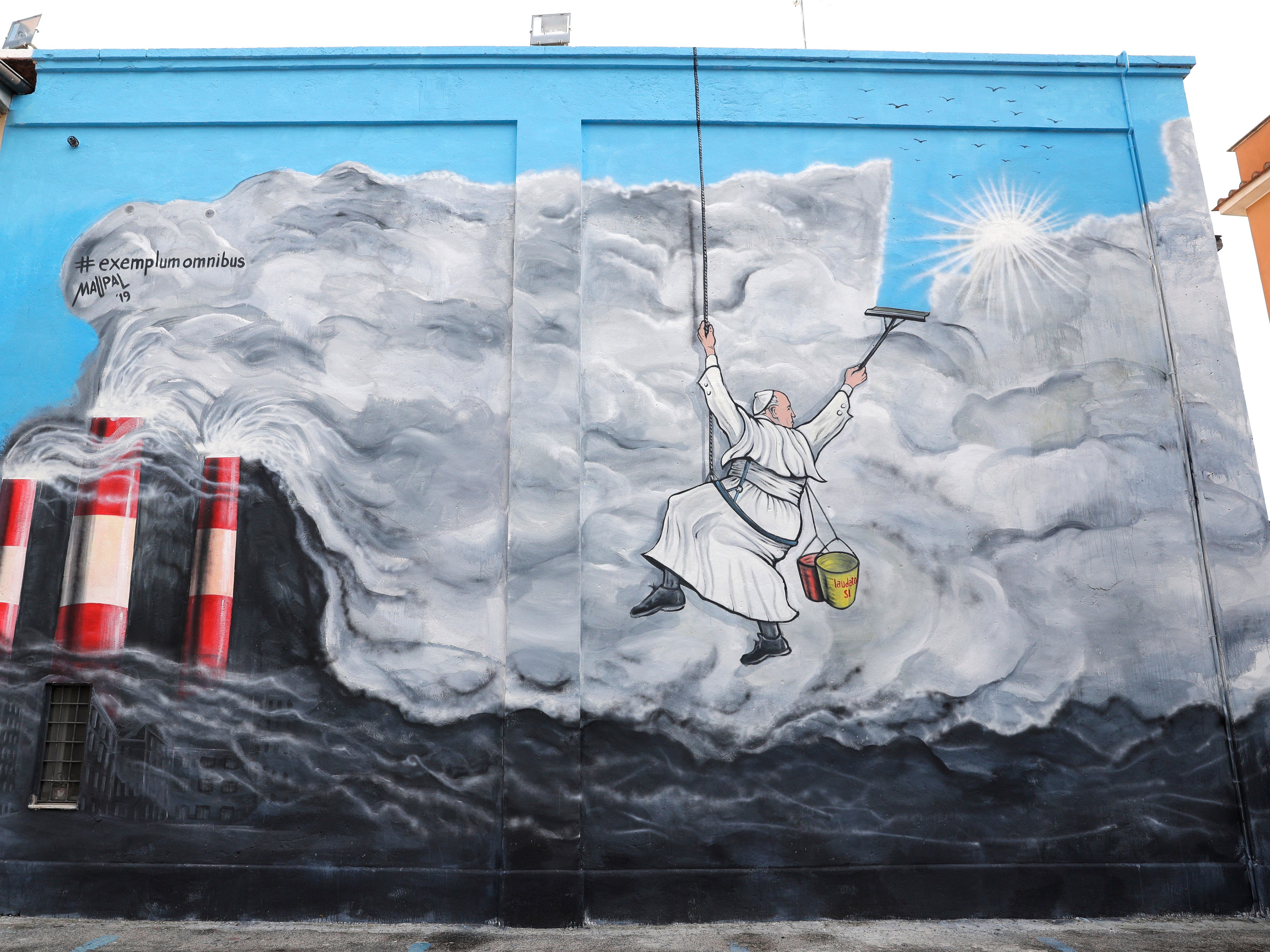 Super Pope street artist gets new stamp of Vatican approval