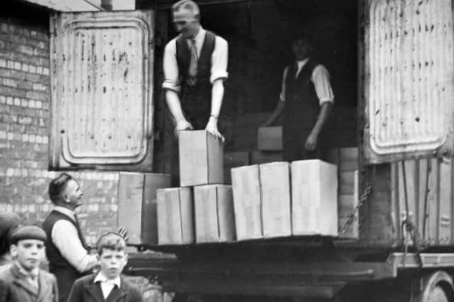 The first instalment is unloaded.