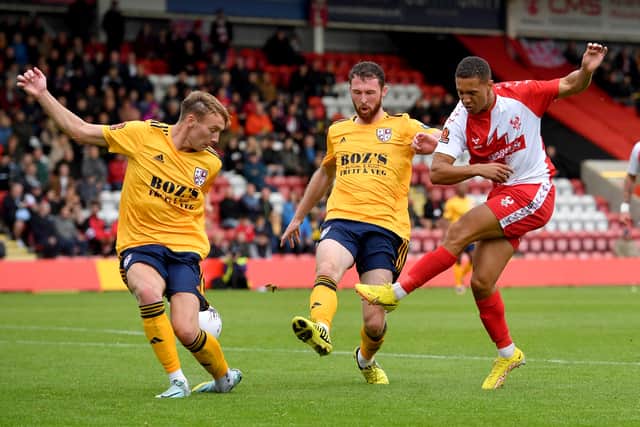 Caleb Richards goes for goal