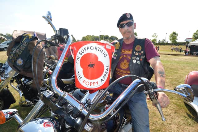 Martyn Thomas raises money for The Poppy Appeal