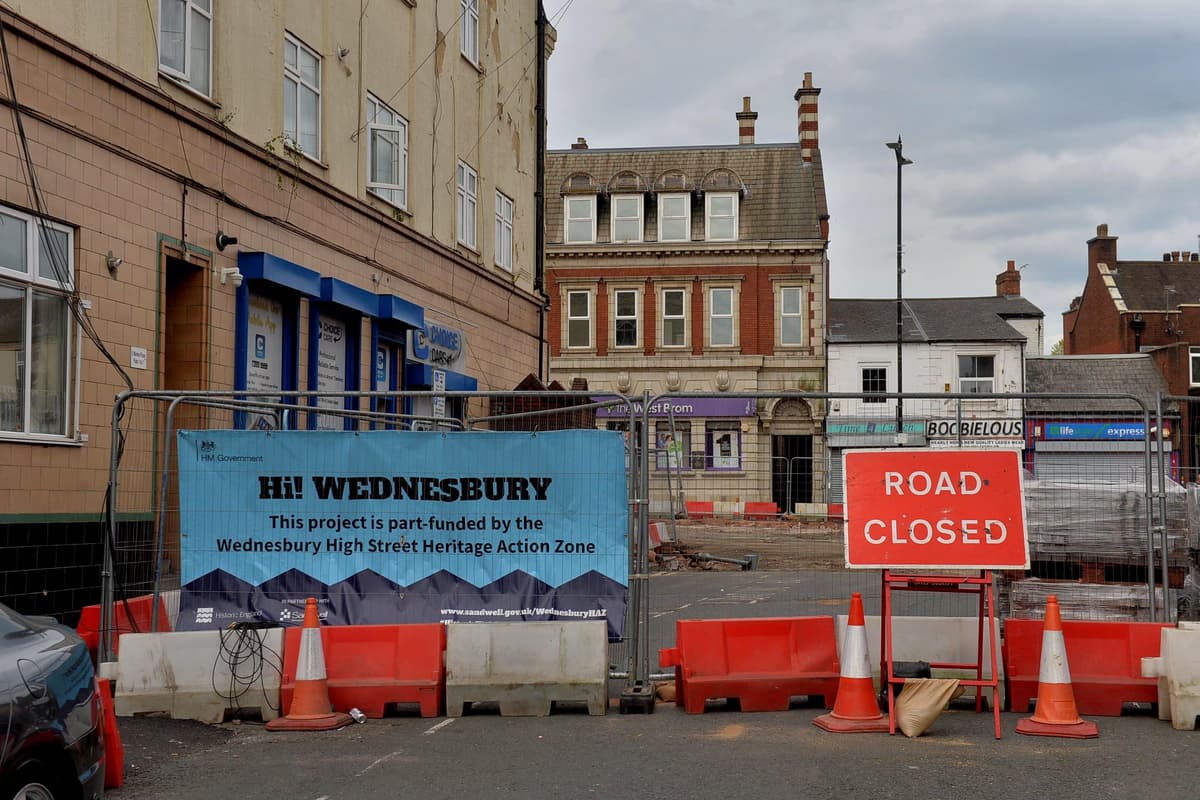 Radwegsperrungen im Stadtzentrum von Wednesbury aufgrund von Bauarbeiten