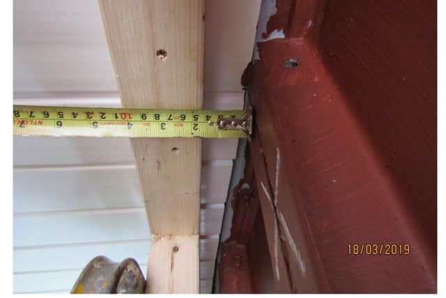 Head plates fixed to PVCu ceiling lining. The head plate would normally be fixed to the structure rather than to the ceiling lining to achieve a secure fixing.