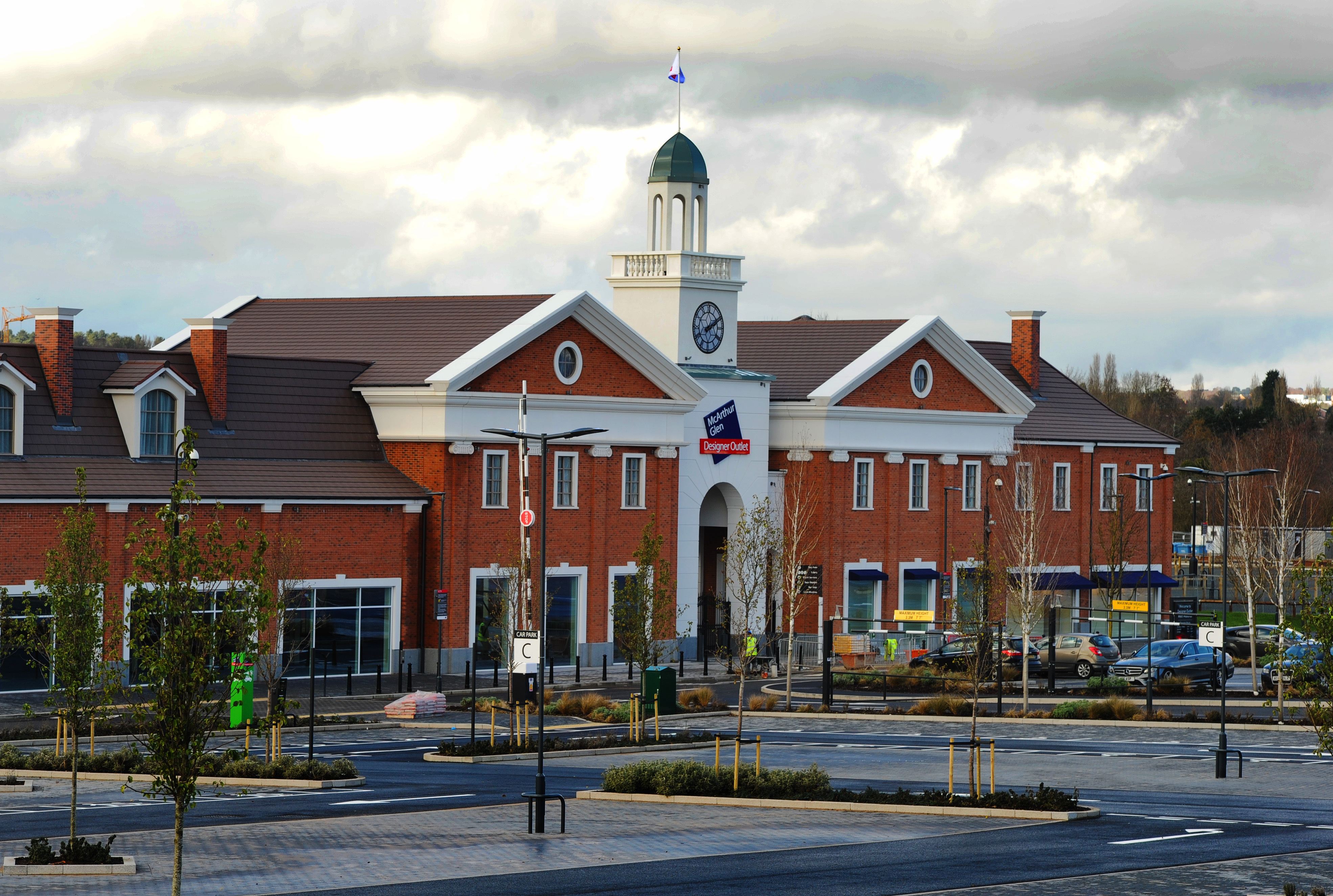 New store 'lands' at West Midlands shopping centre