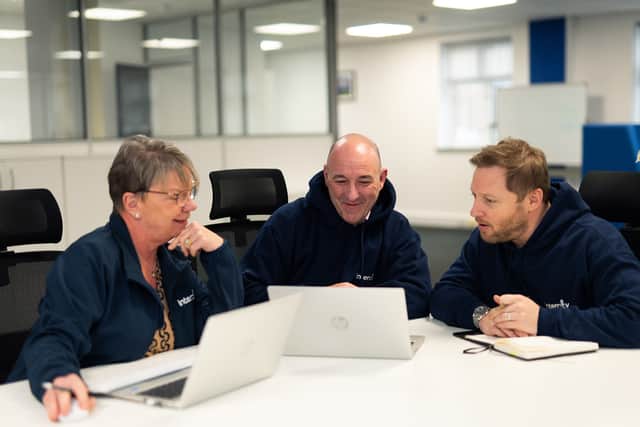 Workers using the E7 Frontier Suite