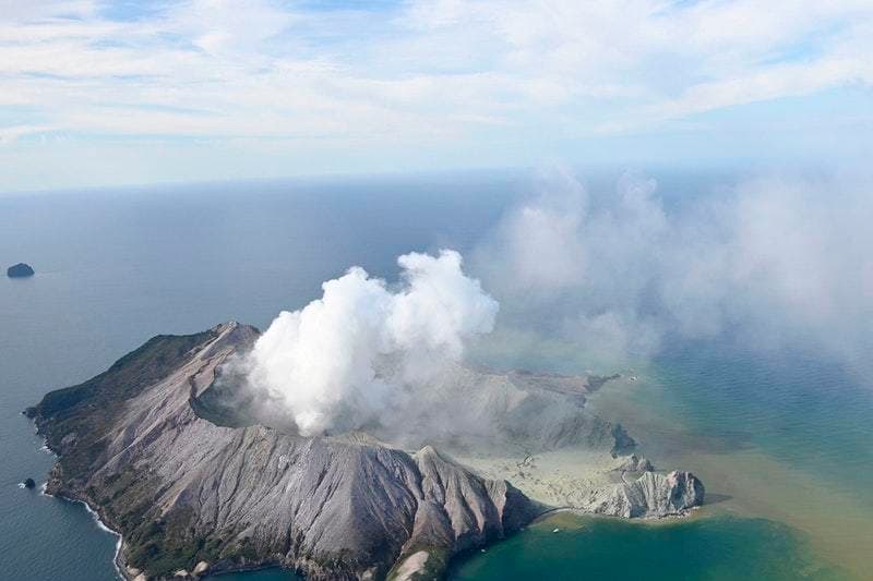 Volcano Neapolis Five dead as volcano erupts in New Zealand