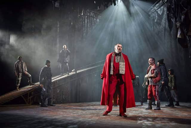 Tom Mannion, Joseph Brown, and the cast of Macbeth. Picture by: Brinkhoff Mogenburg