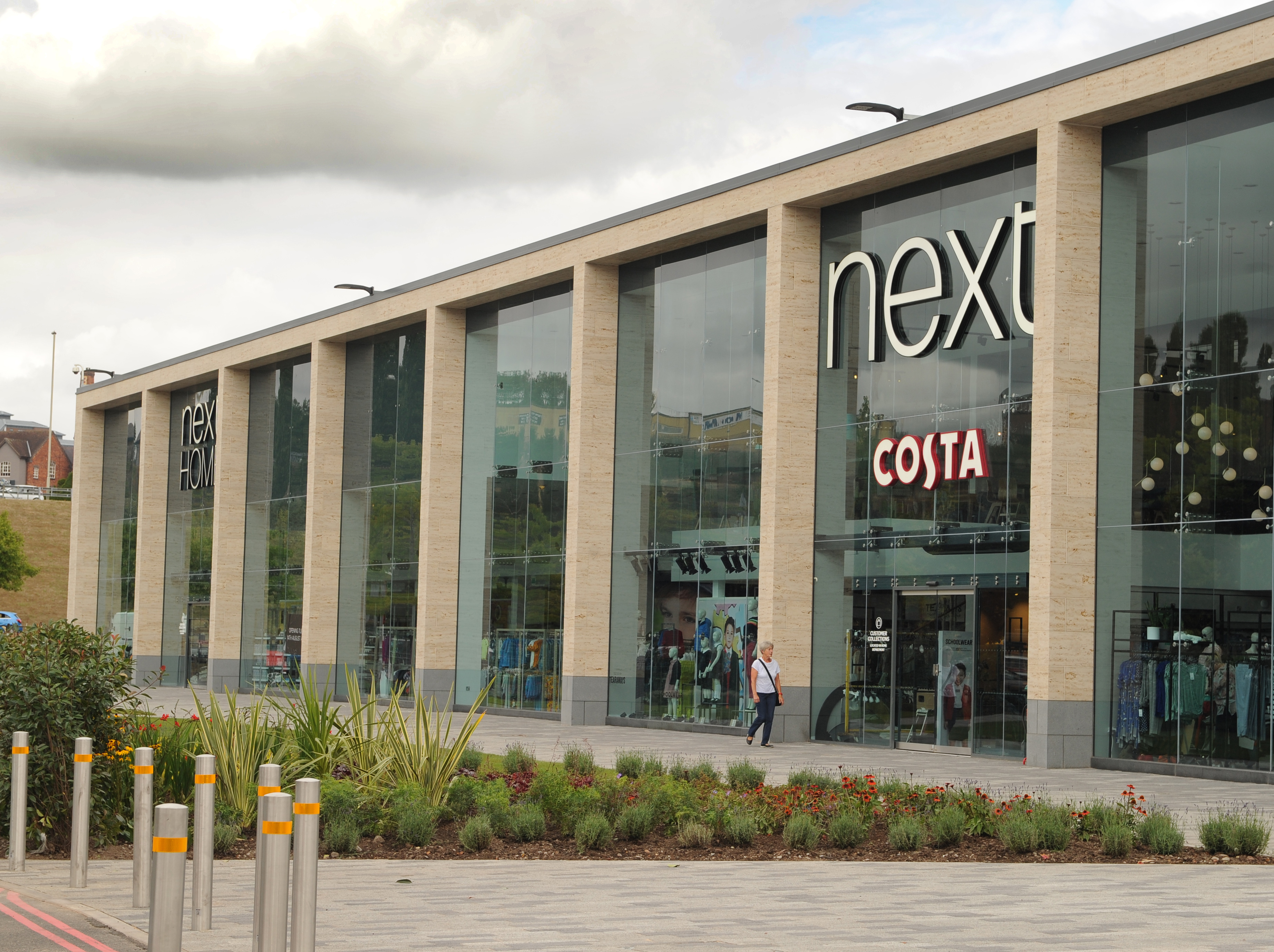 Next opens new giant store at Merry Hill