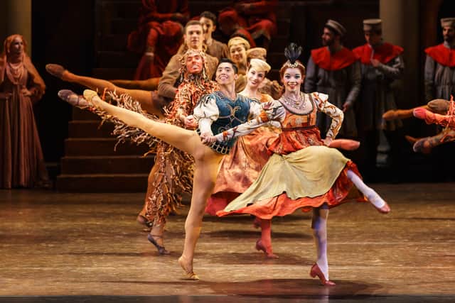 Romeo and Juliet. Photo by: Bill Cooper