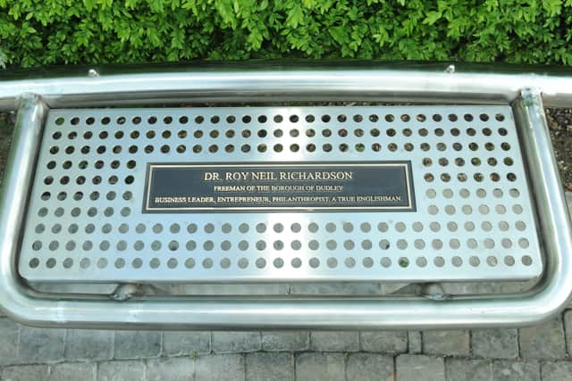 The Cenotaph bench in Dudley named in honour of Roy Richardson