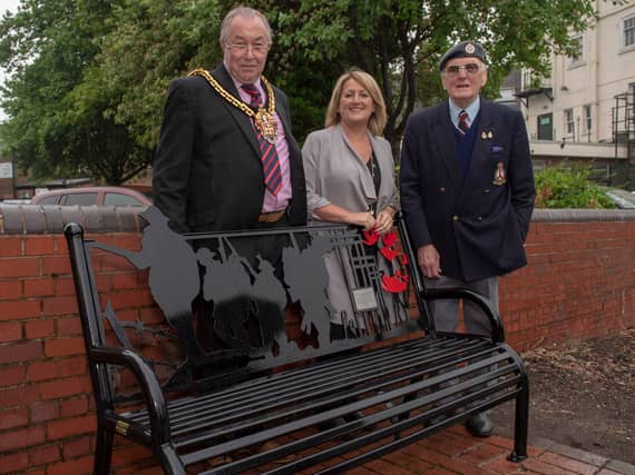 Wolverhampton Bench New Wolverhampton benches honour First World War heroes