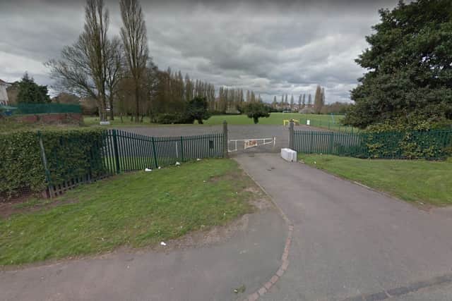 The entrance to the Londonderry Lane playing fields