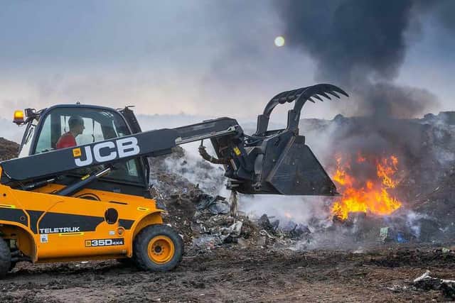The fire at Oak Tree Farm, Slitting Mill
