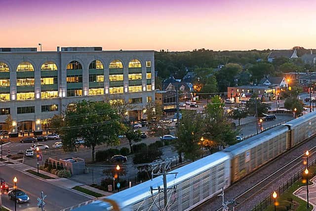 Wheaton, Illinois, in America has a population of more than 50,000