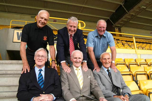 Malcolm Finlayson, Roy Swinbourne and Ron Flowers and (front from left) Bill Slater, Jimmy Dunn and Bert Williams