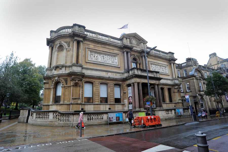 Wolverhampton Art Gallery wins £100,000 award for work with young people