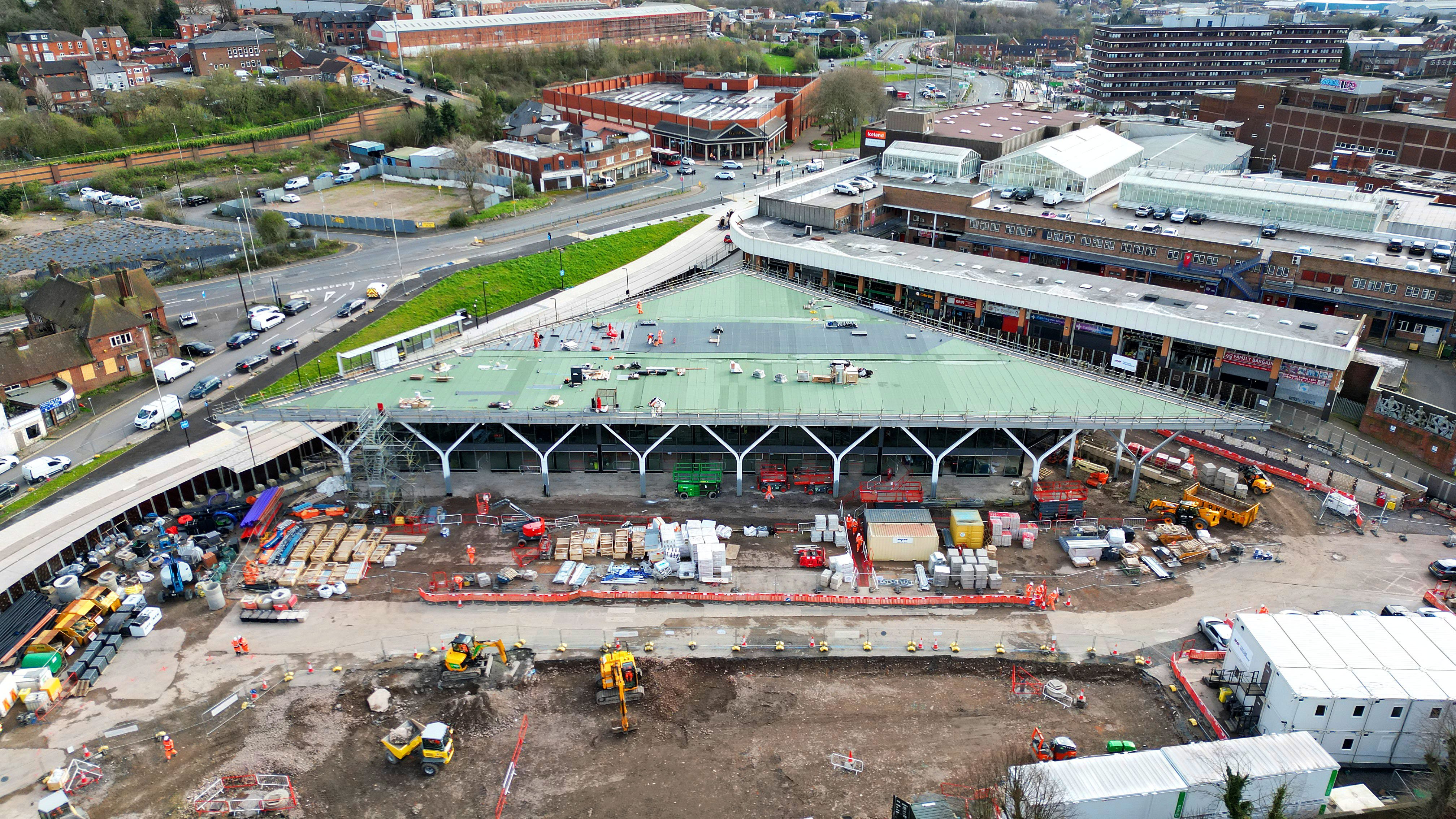 Ufo Bus Is it a UFO? No it's Dudley's futuristic £24 million bus station. Watch ...