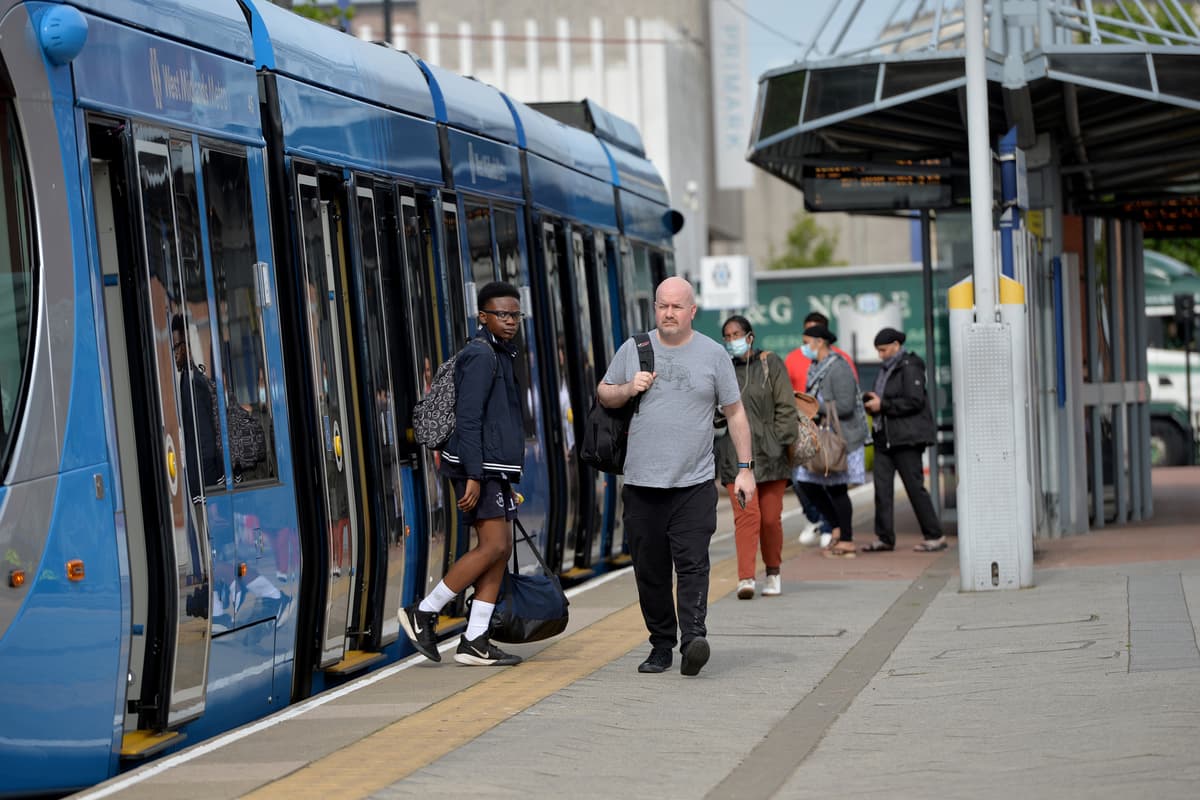 Signalling issue at Wolverhampton metro stops halts trams