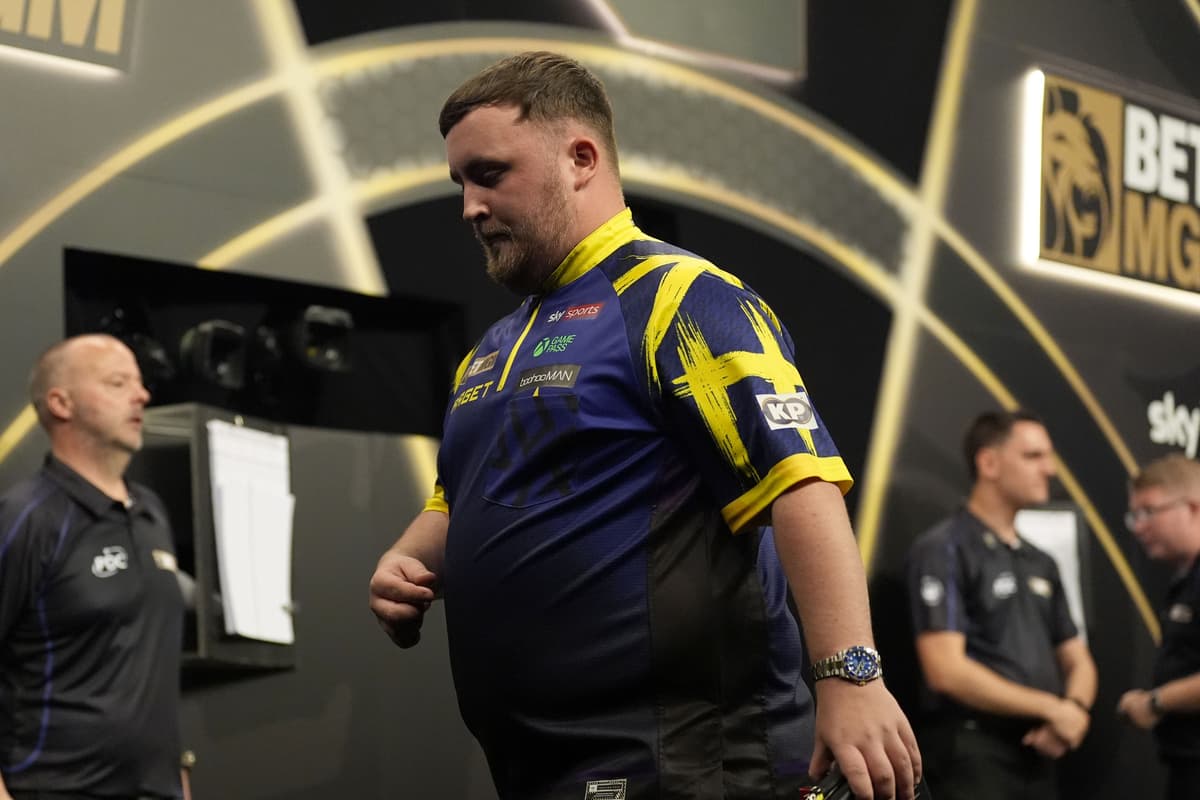 Luke Littler booed by Rotterdam crowd in Premier League defeat to Jonny ...