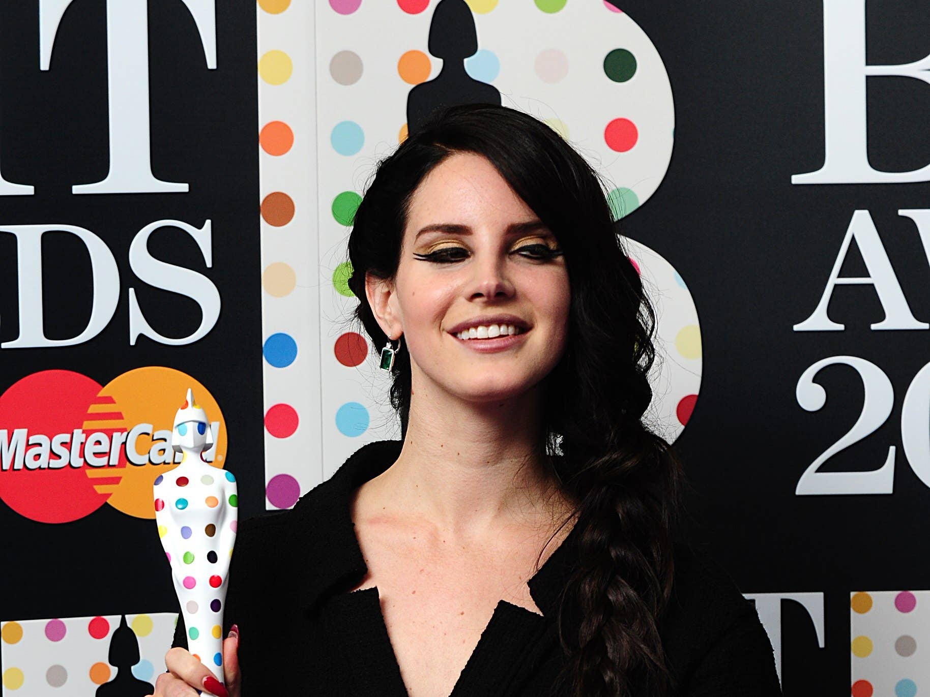 James Bond Computer Hacking Video Games: Lana Del Rey releases James Bond computer game theme