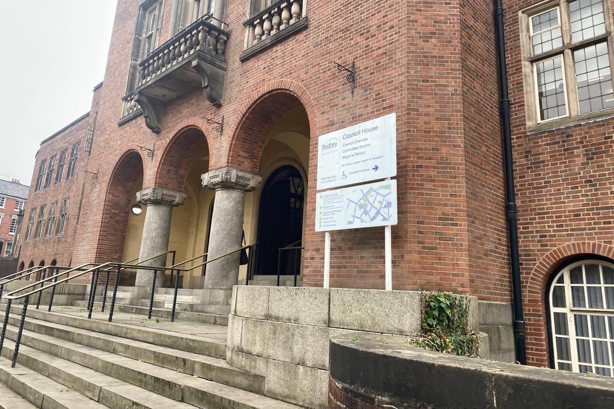 Dudley Council opposition groups demand answers after damning Ofsted ...