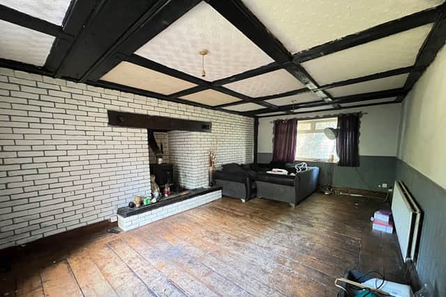 There are some large rooms with great features